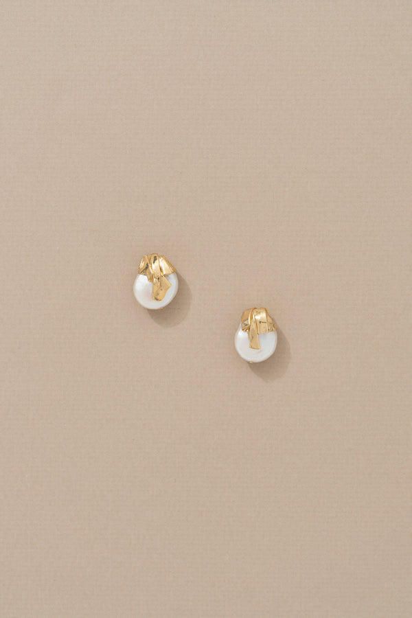 ARCHIVE NO. 74: PETITE MARGOT STUD