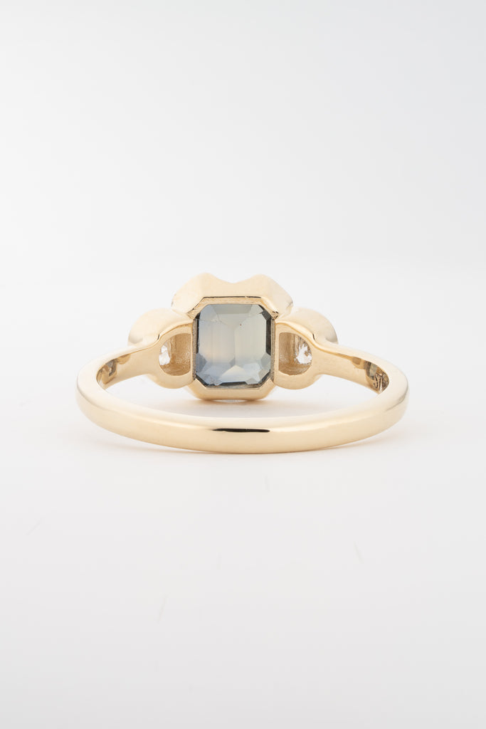 GREEN GRAY PARTI SAPPHIRE RING